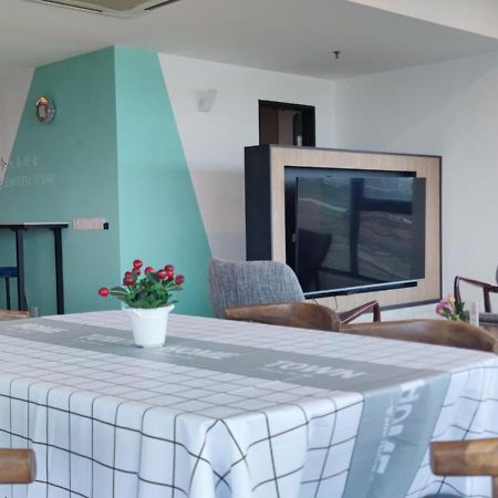 Rumahku Gurney With 270 Degree Sea View George Town Extérieur photo