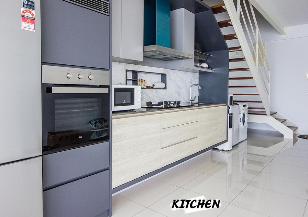 Rumahku Gurney With 270 Degree Sea View George Town Extérieur photo