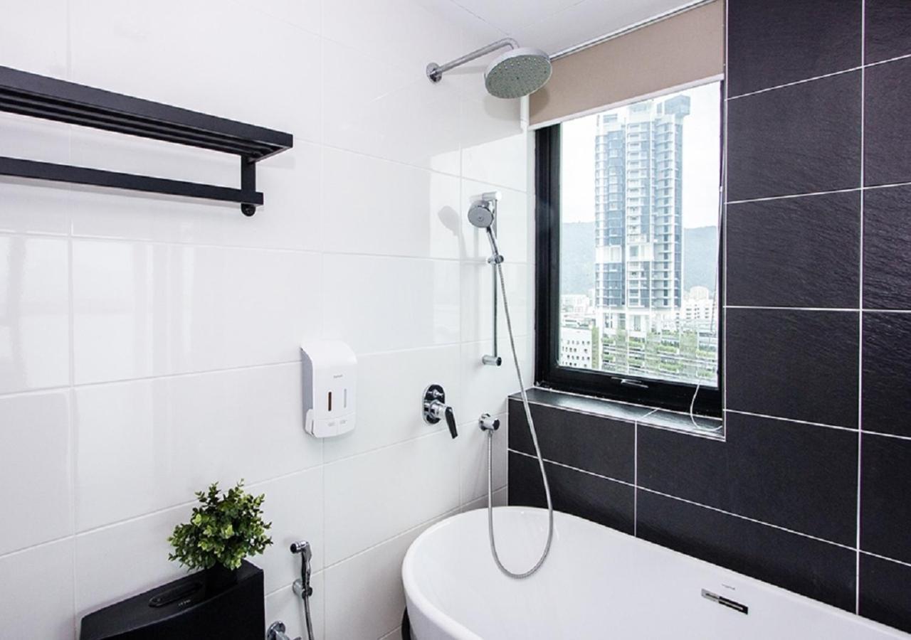 Rumahku Gurney With 270 Degree Sea View George Town Extérieur photo